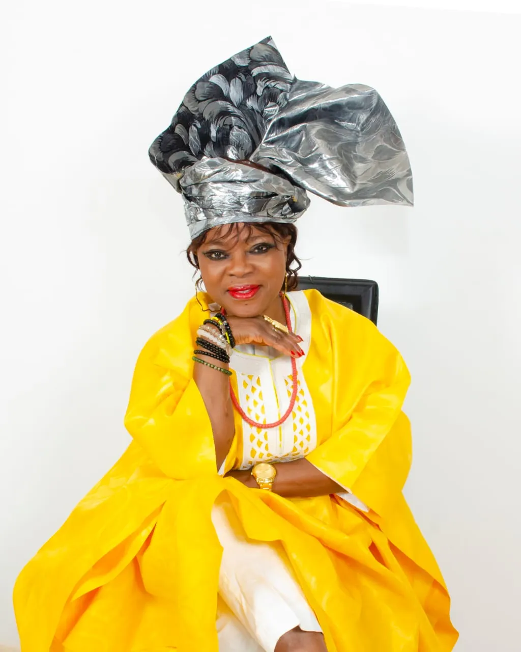 NONO MIWA - MÉGNAN - Nominé pour Meilleur Artiste Féminin